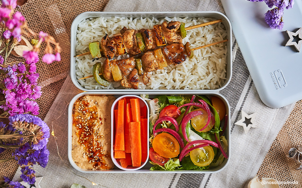 Chicken skewers marinated with Garam Masala and pineapple