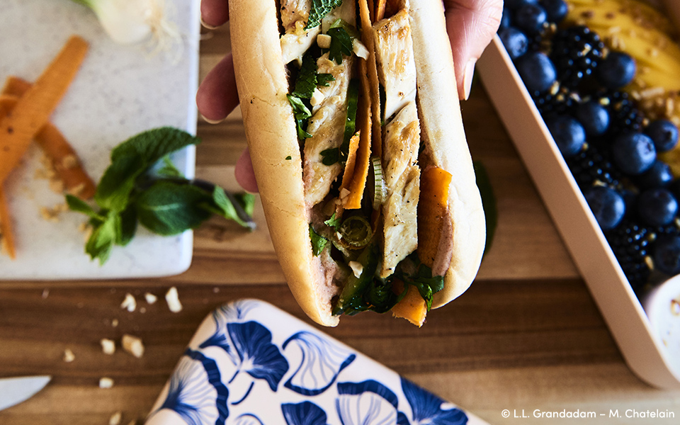 Chicken, Vegetables & Peanut Soft Banh mi