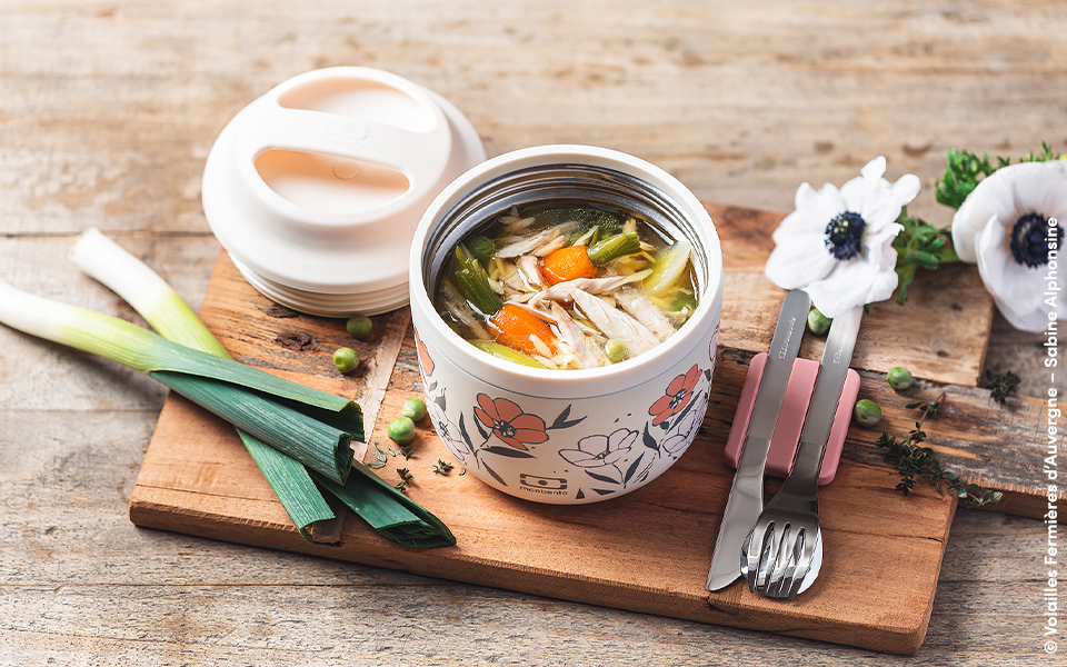 Pot-au-feu style poultry broth